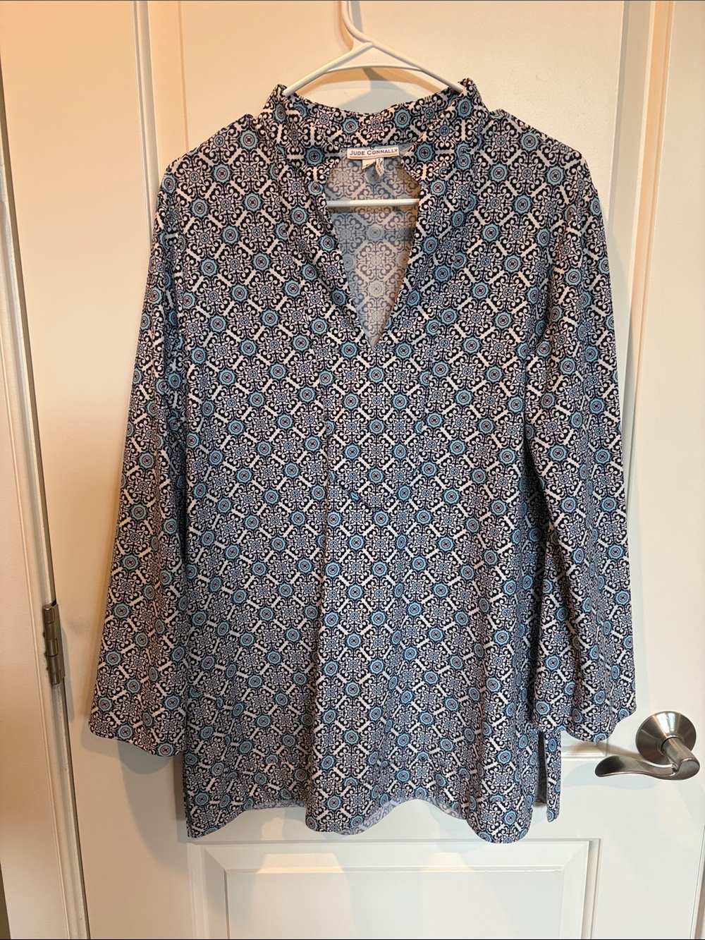 Jude Connally Blue and White Printed Tunic Blouse